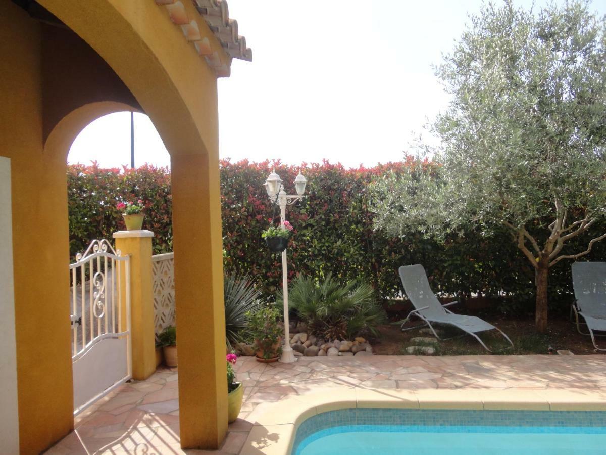 Deux Chambres dans Villa de Charme Proche Mer Cuers Extérieur photo