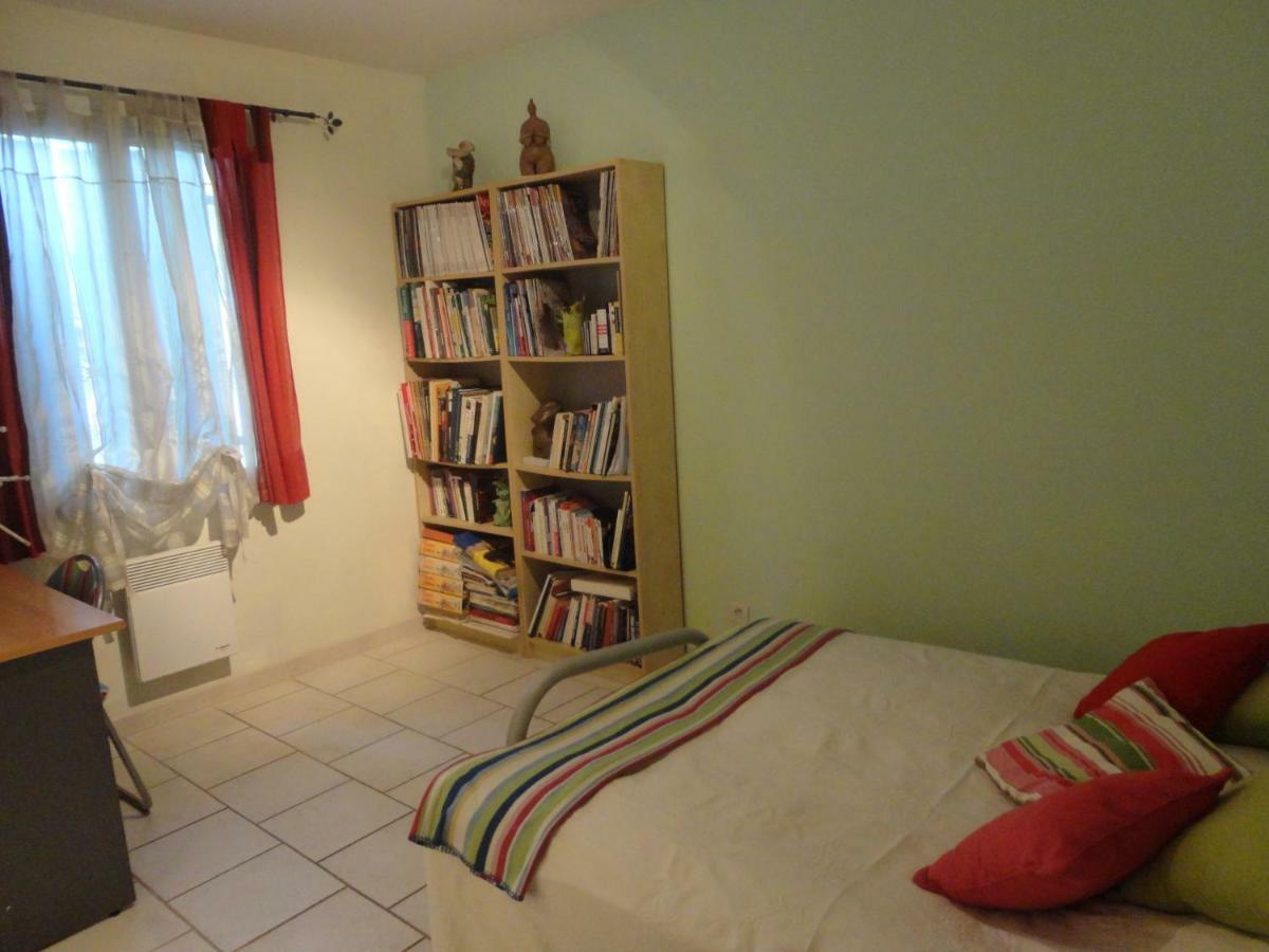 Deux Chambres dans Villa de Charme Proche Mer Cuers Extérieur photo